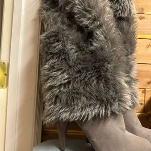 Each pair 40$. One with faux fur. Another is silky fashionable